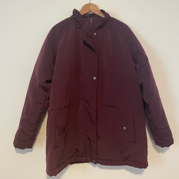 Jaclyn Smith XL Winter Coat w/ Detachable Zippered Hood - Picture 2 of 16